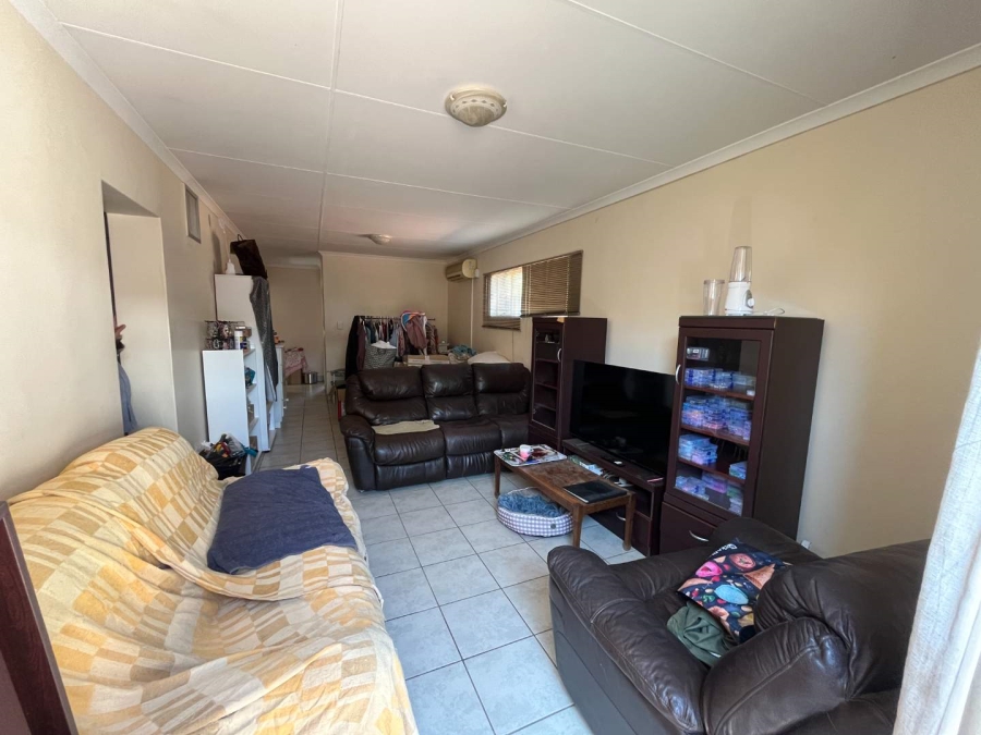 3 Bedroom Property for Sale in Die Rand Northern Cape